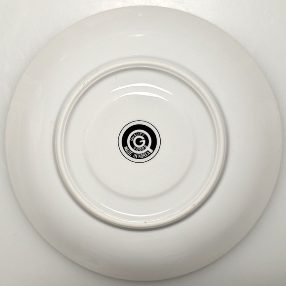 Chateau Frontenac Quebec Souvenir Porcelain Mini Tea Cup & Saucer - Picture 11 of 14